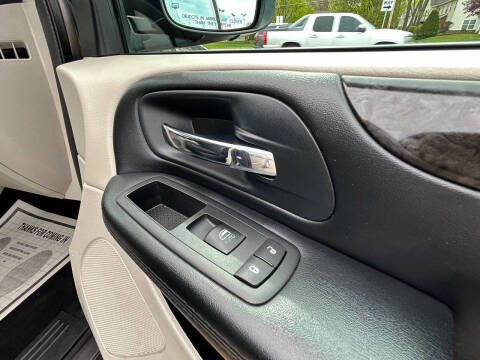2016 Dodge Grand Caravan SXT