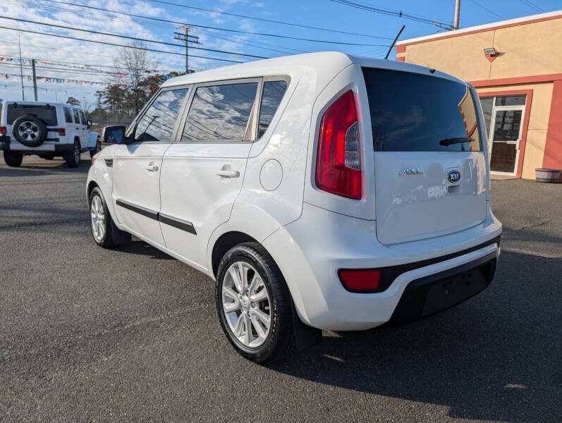 2012 Kia Soul +