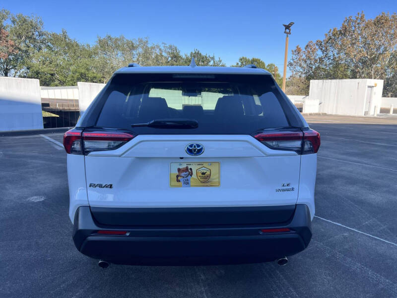 2019 Toyota RAV4 Hybrid LE