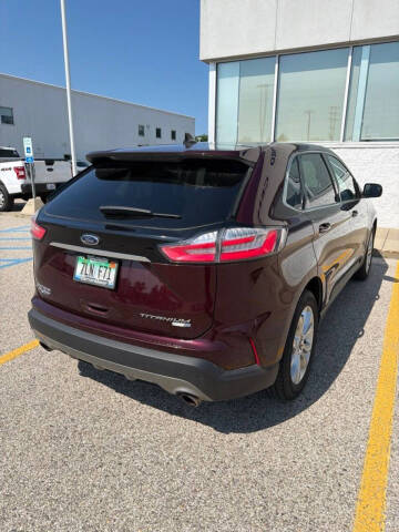 2020 Ford Edge Titanium