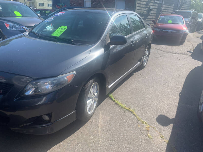2009 Toyota Corolla for sale at CAR CORNER RETAIL SALES in Manchester CT