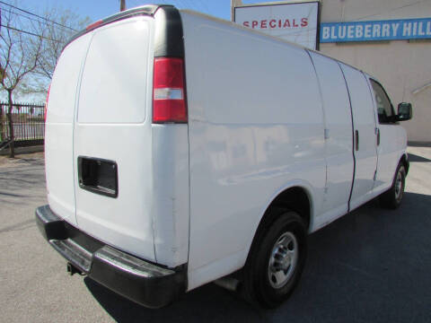 2013 Chevrolet Express 2500