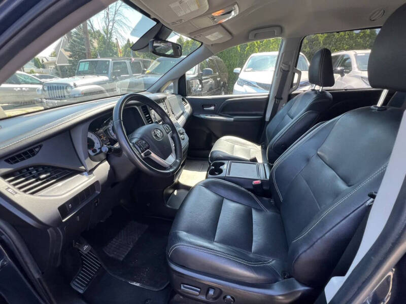 2019 Toyota Sienna