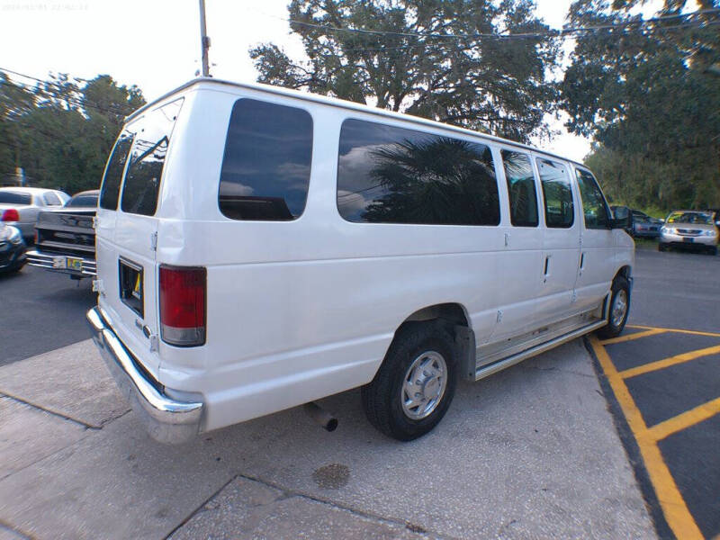 2012 Ford E-Series E-350 SD XLT