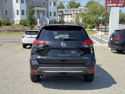 2017 Nissan Rogue SV