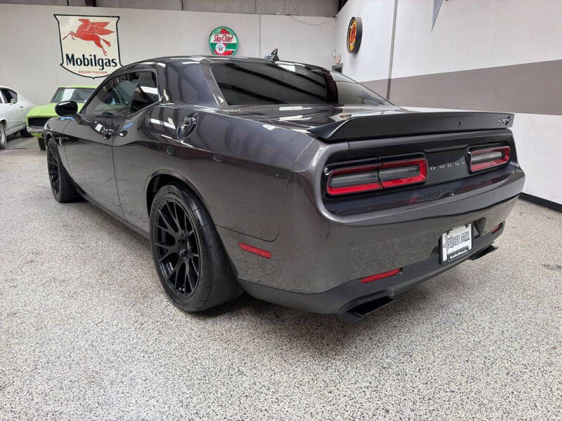 2016 Dodge Challenger SRT Hellcat