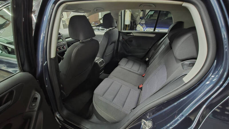2013 Volkswagen Golf 2.5L PZEV