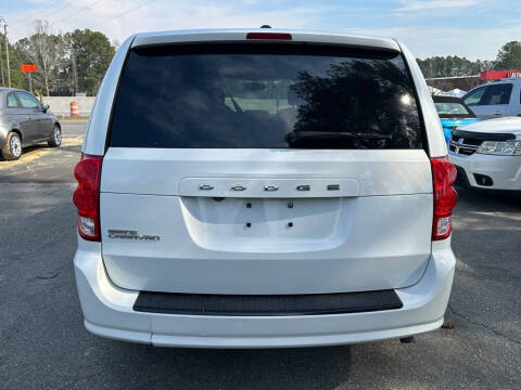 2017 Dodge Grand Caravan SE