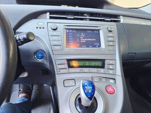 2014 Toyota Prius Plug-in Hybrid