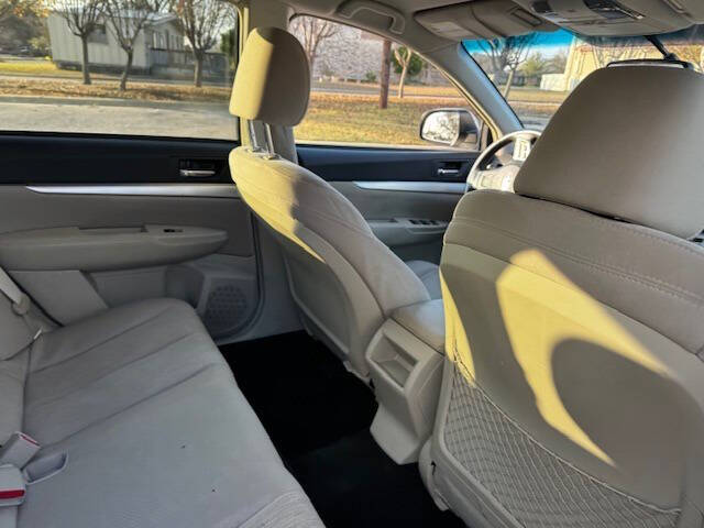 2013 Subaru Outback 2.5i Premium