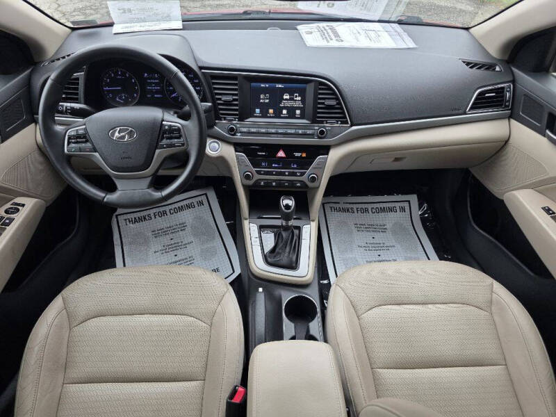 2017 Hyundai Elantra