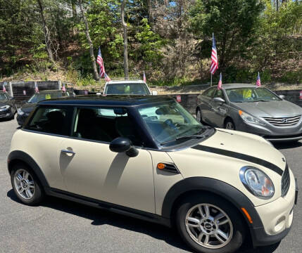 2013 MINI Hardtop for sale at Primary Motors Inc in Smithtown NY