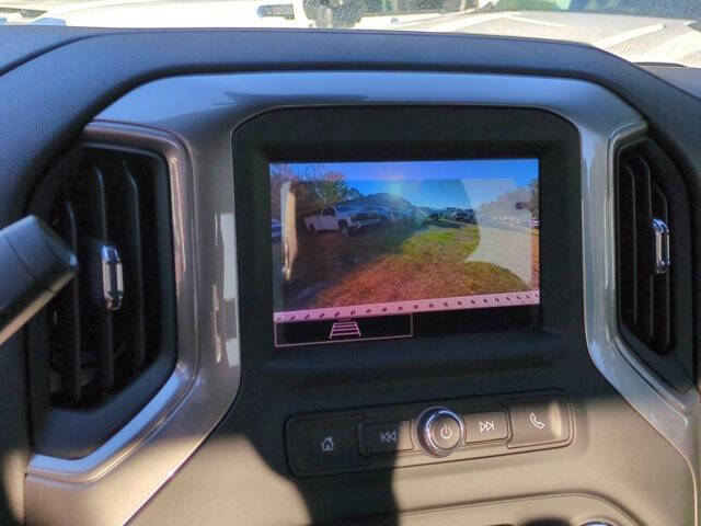 2024 GMC Sierra 2500HD Pro