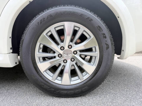 2015 Infiniti QX80