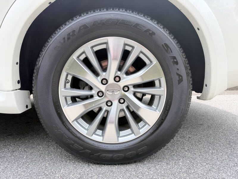 2015 Infiniti QX80