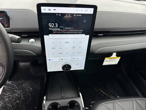 2025 Ford Mustang Mach-E Select