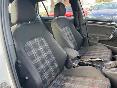 2015 Volkswagen Golf GTI S