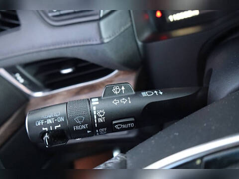 2015 Cadillac Escalade Premium