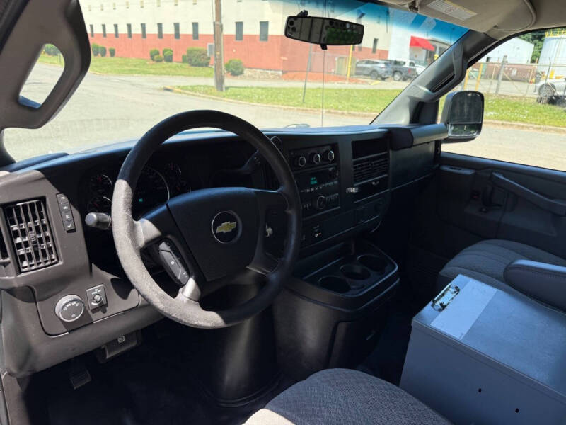 2016 Chevrolet Express 2500