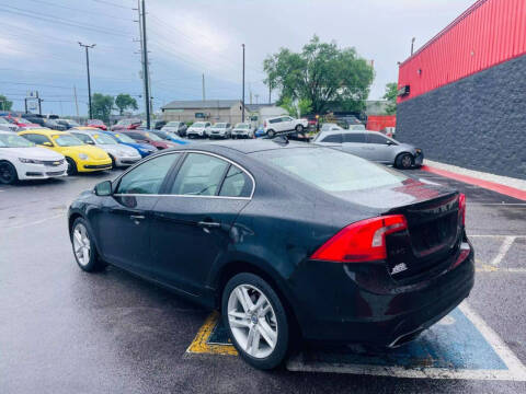 2015 Volvo S60 T5 Drive-E Platinum