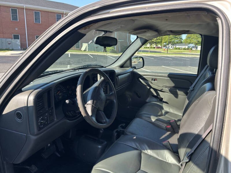 2005 GMC Sierra 1500 Work Truck