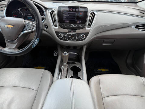 2017 Chevrolet Malibu LT