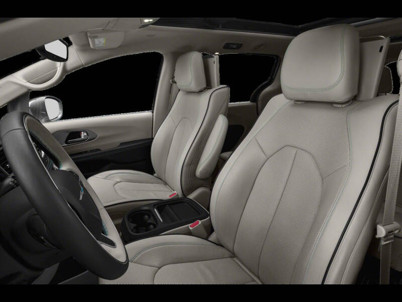 2017 Chrysler Pacifica Hybrid Platinum
