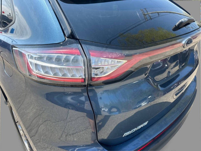 2018 Ford Edge SE