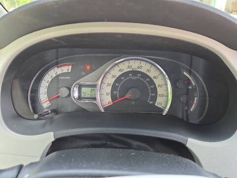 2011 Toyota Sienna SE 8-Passenger