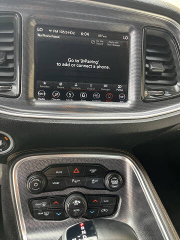 2018 Dodge Challenger SXT Plus