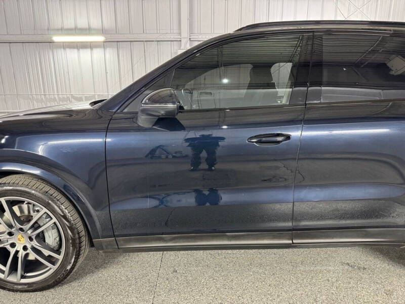 2022 Porsche Cayenne S