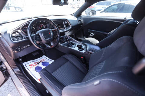 2019 Dodge Challenger SXT