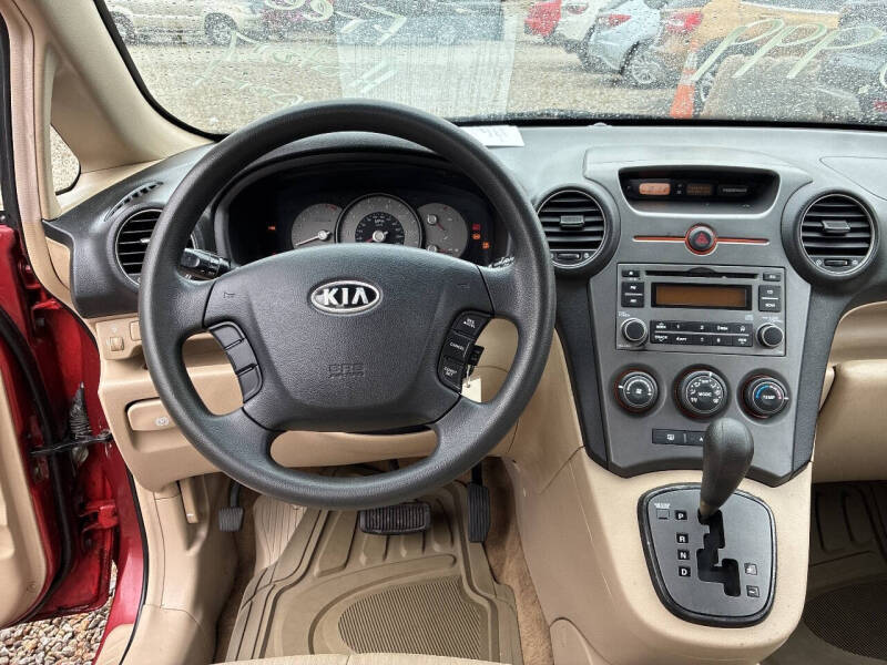 2007 Kia Rondo LX