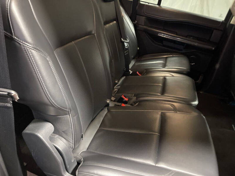 2023 Ford Expedition MAX XLT