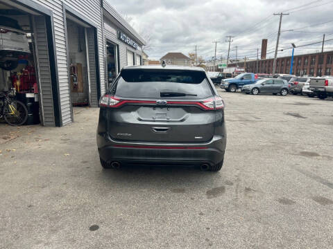2016 Ford Edge SE