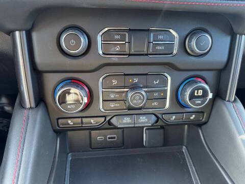 2024 Chevrolet Tahoe RST