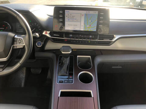 2024 Toyota Sienna XLE 7-Passenger