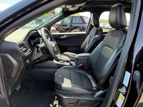 2025 Ford Escape Hybrid ST-Line