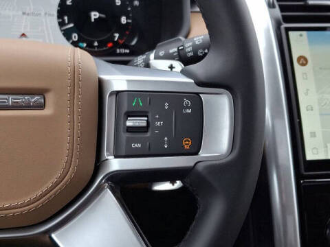 2025 Land Rover Discovery P360 Metropolitan