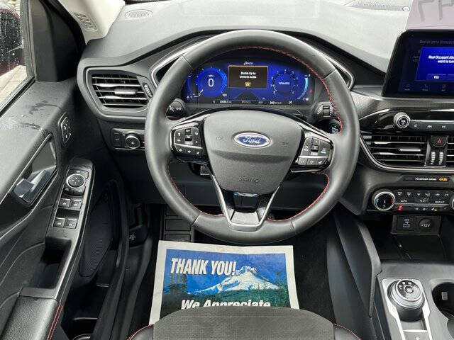 2022 Ford Escape SEL
