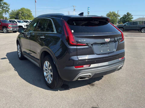 2023 Cadillac XT4 Premium Luxury