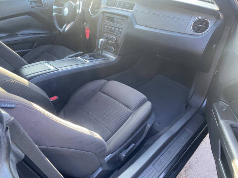 2013 Ford Mustang V6