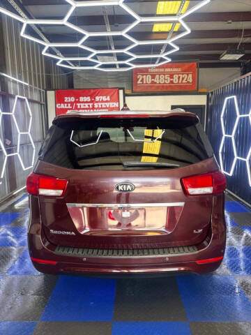2016 Kia Sedona LX
