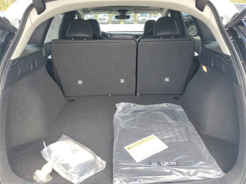 2025 Infiniti QX50 Luxe