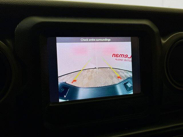 2022 Jeep Gladiator Willys