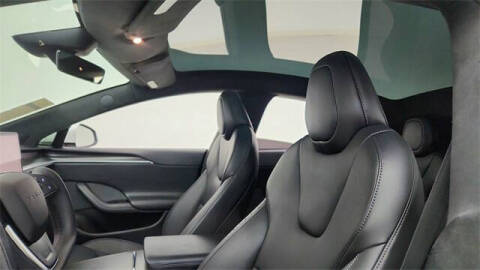 2023 Tesla Model S Plaid