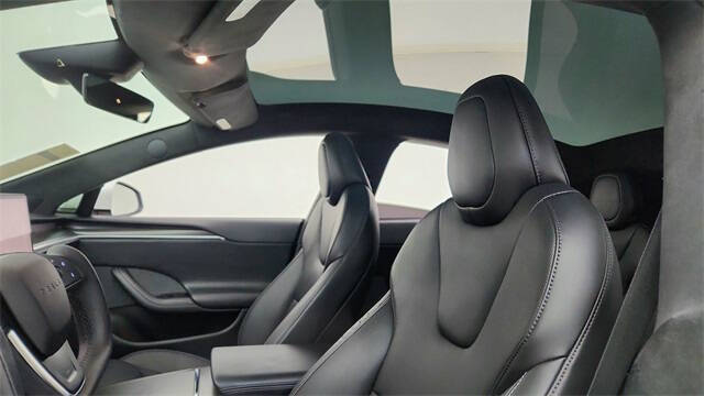 2023 Tesla Model S Plaid