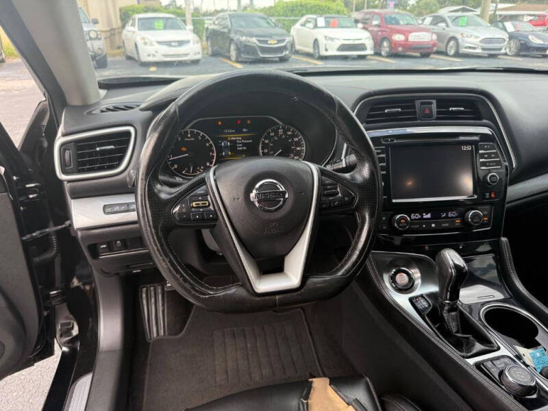 2017 Nissan Maxima