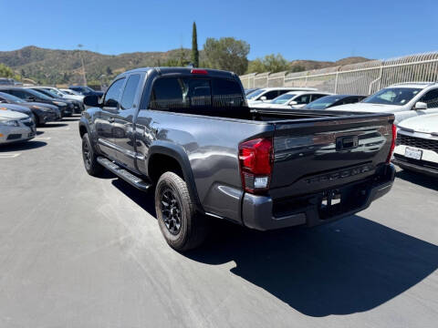 2020 Toyota Tacoma SR