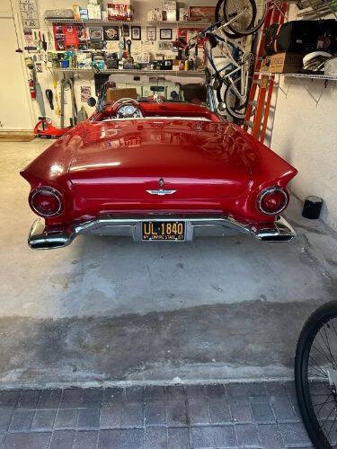 1957 Ford Thunderbird